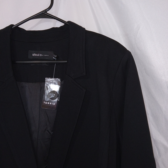 Torrid Womens Studio Ponte Tailored Fit 1 Button Blazer Jacket Size 4X NWT Black - Picture 7 of 16